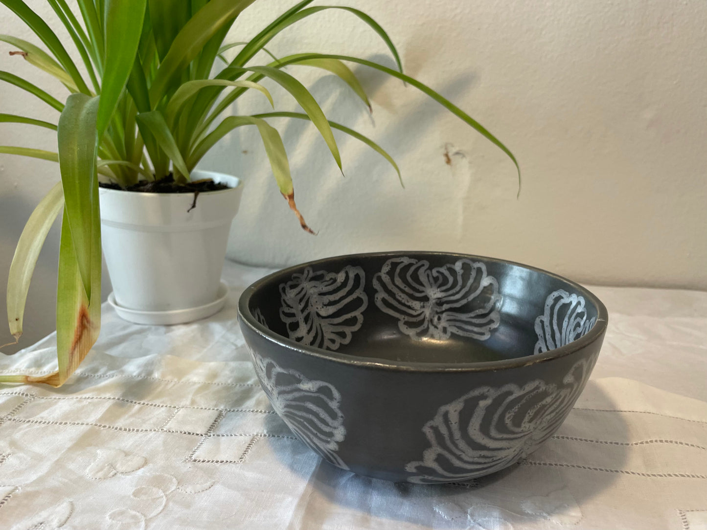 Spine Slip Bowl